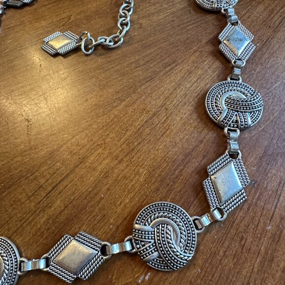 Silver Tone Belt Textured Stations with Silver Geometric Shapes Brighton Inspire - Picture 10 of 13